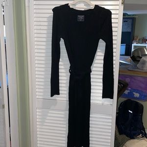 Abercrombie &Fitch black long sleeve sweater dress